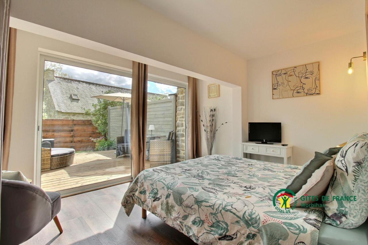 Aux Matins Du Bonheur Apartman Surzur Kültér fotó