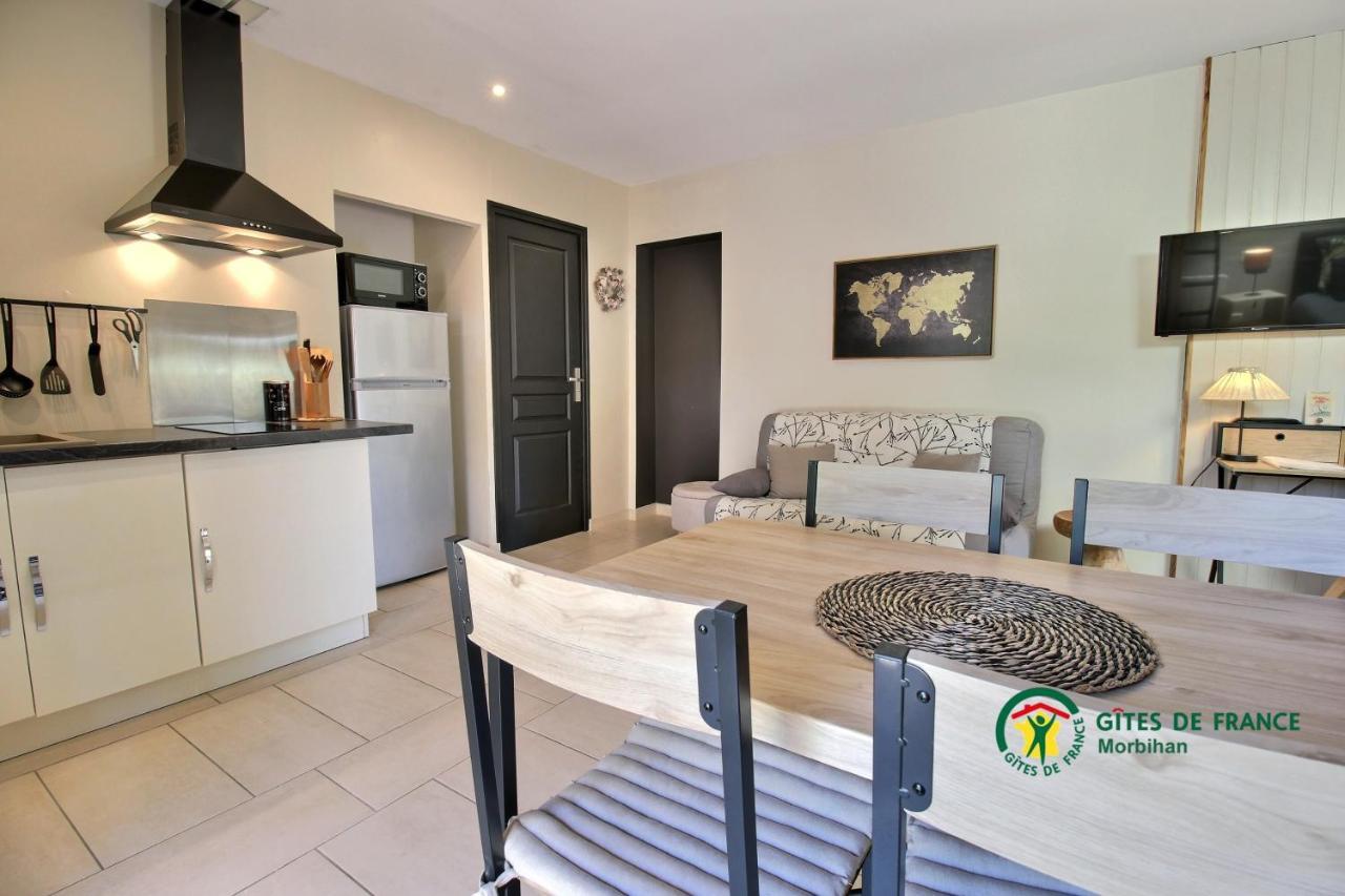 Aux Matins Du Bonheur Apartman Surzur Kültér fotó